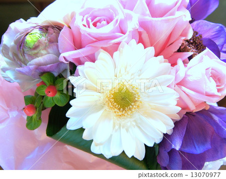 Pastel color bouquet (gerbera, rose, anemone etc) Pastel color bouquet (gerbera, rose, anemone etc) 13070977