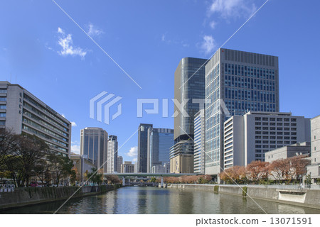Osaka Nakanoshima business district 13071591