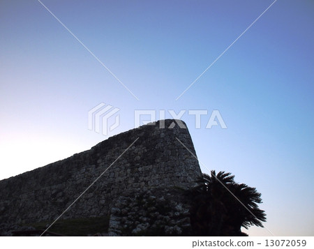 Katsurenji城堡毀了城堡牆尖 13072059