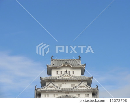 完成平成城堡塔的大修的世界遺產“姬路城” 13072798