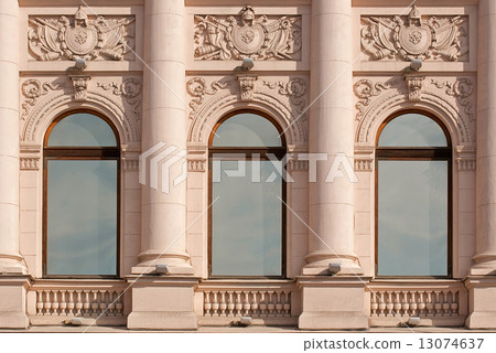 Windows with columns. 13074637