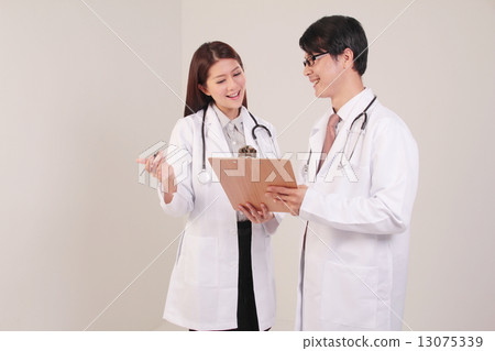 Doctors 13075339