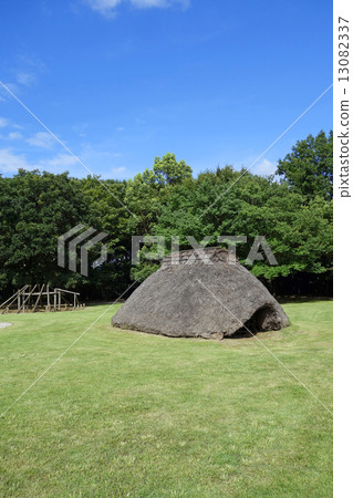 Pit style housing Pit style housing 13082337