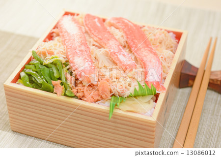美味的螃蟹盒午餐 13086012