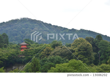 "Kian Tower" at Kiyomizudera (Shimizu Higashiyama Ward, Kyoto City) "Kian Tower" at Kiyomizudera (Shimizu Higashiyama Ward, Kyoto City) 13086202