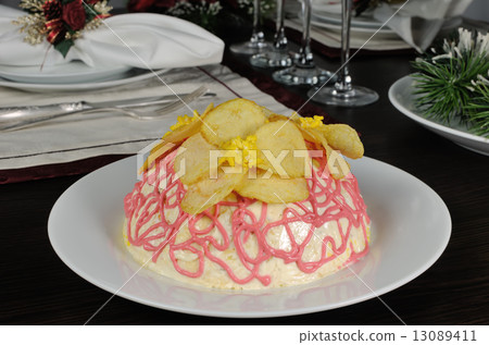 Multi-layer salad with mayonnaise Multi-layer salad with mayonnaise 13089411
