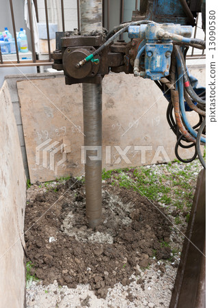 住房的地面改善工作 13090580