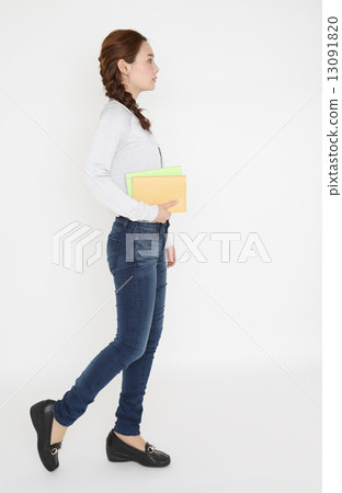 young woman      13091820