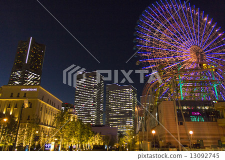 櫻木町夜景 13092745