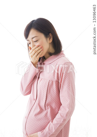 Pregnant woman in pajamas 13096463