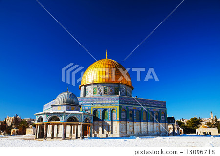 Dome of the Rock mosque in Jerusalem Dome of the Rock mosque in Jerusalem 13096718