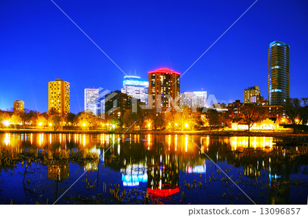 Downtown Minneapolis, Minnesota 13096857
