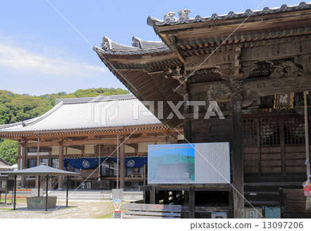 四國神社平台33號佛教徒“Snow Jukuji”從Daitsudo前面觀看大廳 13097206