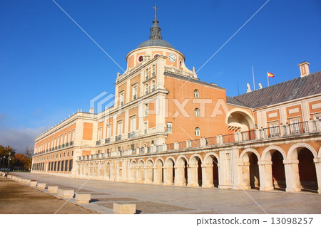 Royal Palace of Aranjuez 13098257