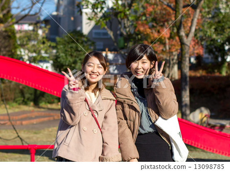 與女朋友的紀念照片 與女朋友的紀念照片 13098785