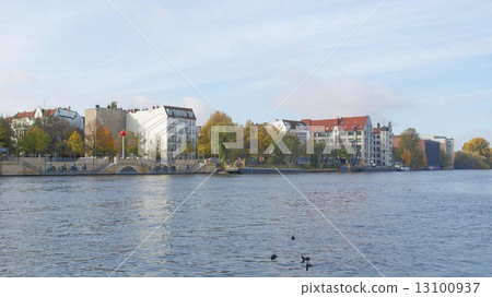 River Spree, Berlin 13100937