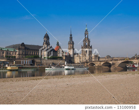 Dresden Hofkirche 13100958