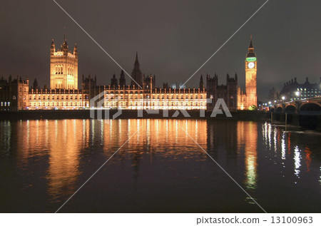 Houses of Parliament 13100963