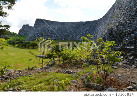 Historic site · Nakijin castle ruins (Okinawa prefecture Kokubo-gun Nakijin village) 13103934
