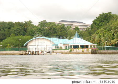 文萊河/水上飛機村（Kampong Ayl）（斯里巴加灣市/文萊） 13103940