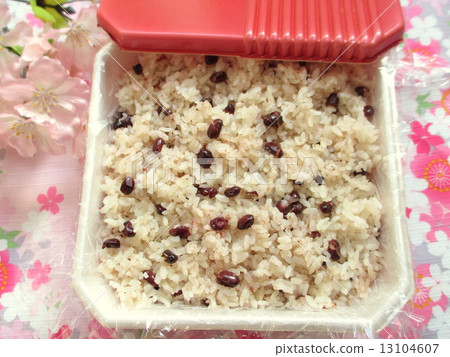 節日烹飪手工紅米飯 13104607