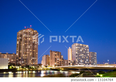 Large apartment along the Sumida River 13104764