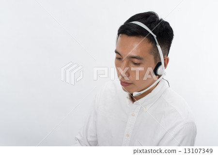 男性與收入 13107349