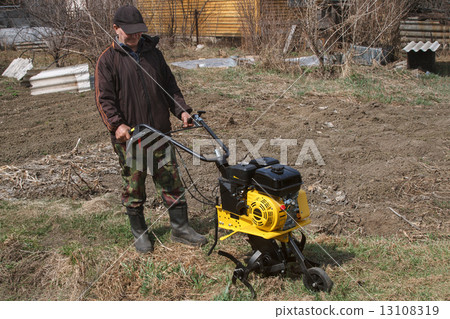 Motor cultivator 13108319