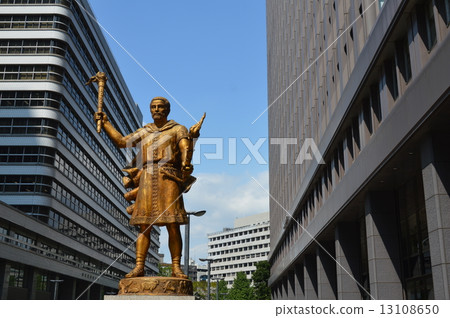 Statue of Prometheus (JX Nippon Oil Energy Co., Ltd. headquarters building front / Otemachi Chiyoda-ku, Tokyo) 13108650