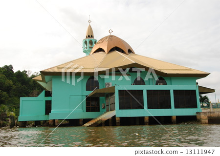 文萊河/水上飛機村（Kampong Ayl）（斯里巴加灣市/文萊） 13111947