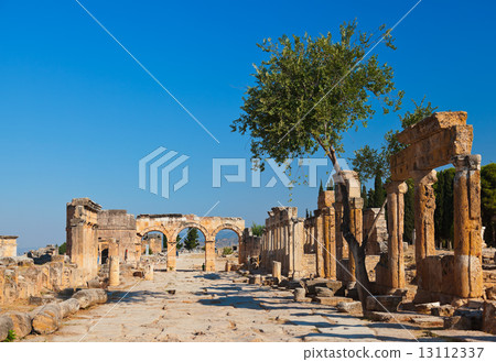 Old ruins at Pamukkale Turkey Old ruins at Pamukkale Turkey 13112337