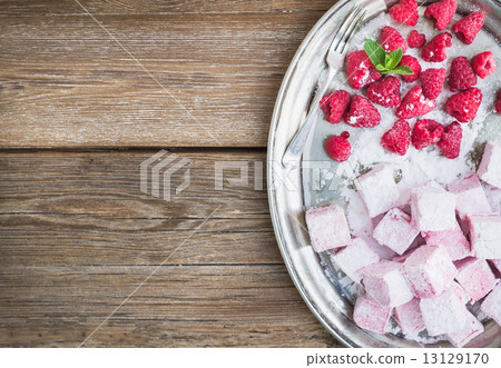 Homemade raspberry marshmallow with fresh raspberries and sugar Homemade raspberry marshmallow with fresh raspberries and sugar 13129170