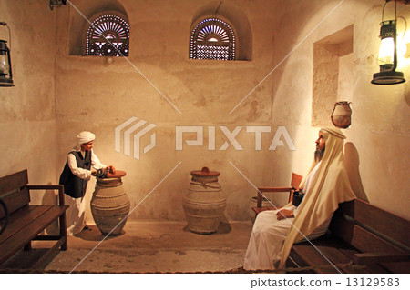 Al·Ahmadiya學校 13129583