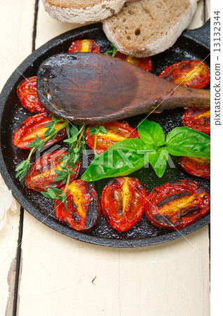 baked cherry tomatoes with basil and thyme baked cherry tomatoes with basil and thyme 13132344