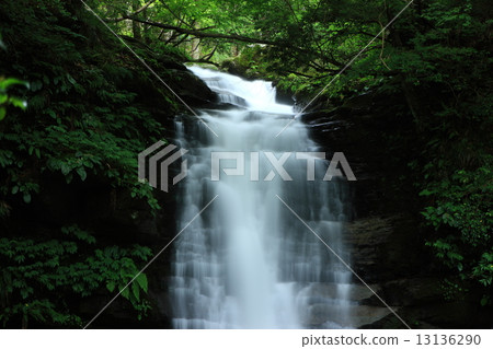 Sana waterfall Sana waterfall 13136290