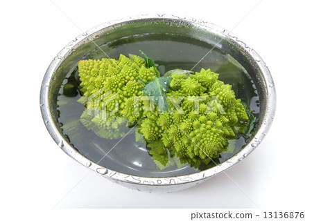 Broccoli Romanesco 13136876