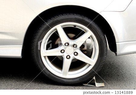 A wheel stopper 13141889