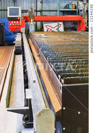 rails of gas and plasma torches cutting machine rails of gas and plasma torches cutting machine 13144198