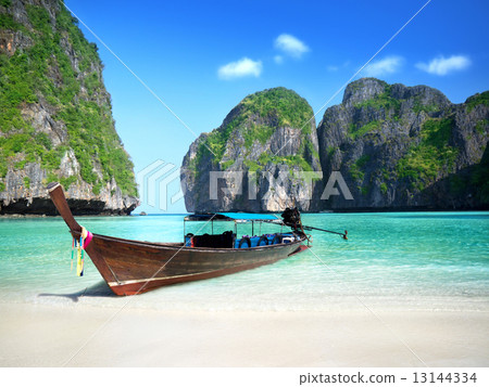 Phi Phi island Maya bay 13144334