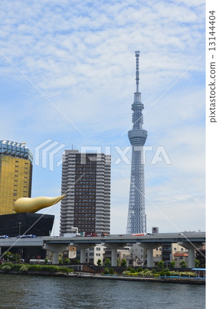 Asahi Beer Tower Left Super Dry Hall Stock Photo