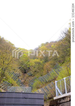Avalanche prevention fence 13146184