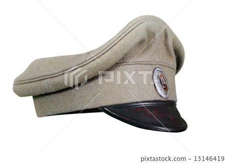 military peaked cap 13146419