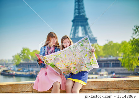 Girls in Paris looking for direction Girls in Paris looking for direction 13148869