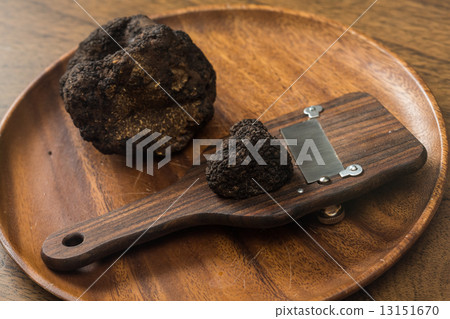 delicacy mushroom black truffle delicacy mushroom black truffle 13151670