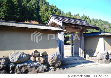 First ride Tani castle 100 First ride Tani castle 100 13154143