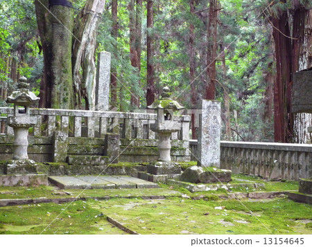 Yoshida-gun Yamashiro 100 castles Yoshida-gun Yamashiro 100 castles 13154645