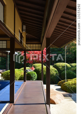 秋天的城市景觀詩Izumikaku 13155292