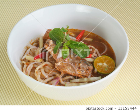 assam laksa, asian malaysian food 13155444