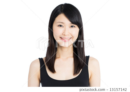 一個女人帶著微笑 13157142