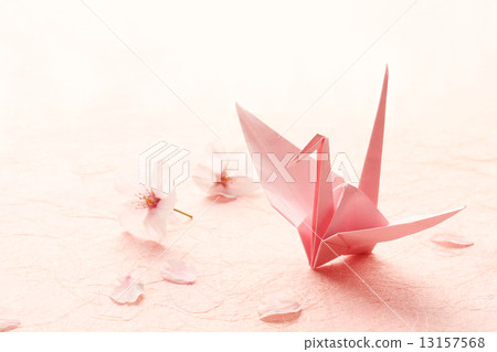 Cherry tree and folding crane B 13157568